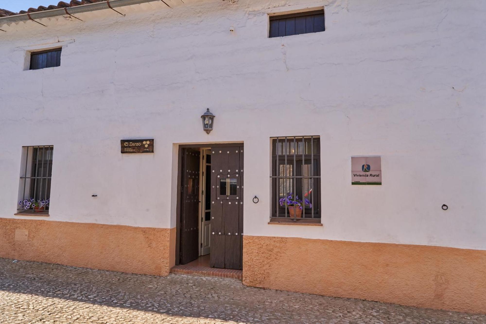 Zarzo Del Tragaluz Vila Fuenteheridos Exterior foto